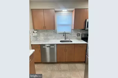 525 Dorchester Avenue, Reading, PA 19609 - Photo 10