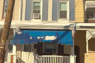218 S 3rd Ave, Reading, PA 19611 - Photo 2