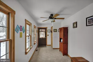 841 Sleepy Hollow Dr, Mohrsville, PA 19541 - Photo 34