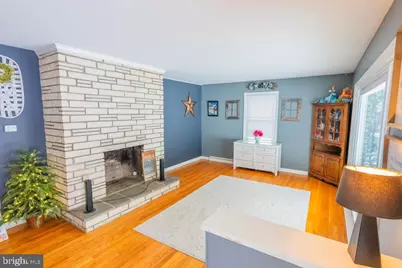 311 Lynoak Avenue, Reading, PA 19607 - Photo 6