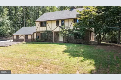 37 Fawn Drive, Reading, PA 19607 - Photo 2