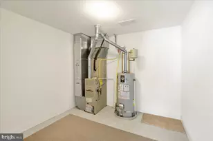 424 Oak Hill Ln, Reading, PA 19610 - Photo 32