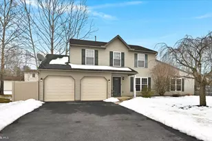 99 Constitution Ave, Reading, PA 19606 - Photo 2