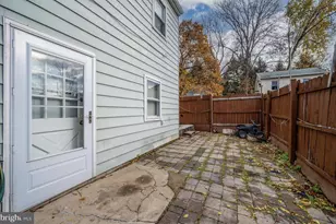 3019 Kutztown Rd, Reading, PA 19605 - Photo 6