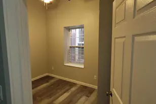 1729 Centre Ave, Reading, PA 19601 - Photo 18