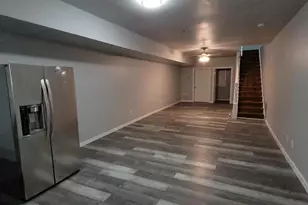 1729 Centre Ave, Reading, PA 19601 - Photo 8