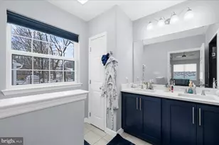 200 Sianna Cir, Wernersville, PA 19565 - Photo 18