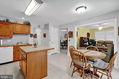 110 S Cacoosing Drive, Reading, PA 19608 - Photo 14