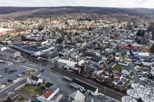 102 S Richmond St, Fleetwood, PA 19522 - Photo 92