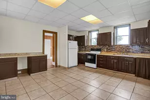 1257 Eckert Ave, Reading, PA 19602 - Photo 12