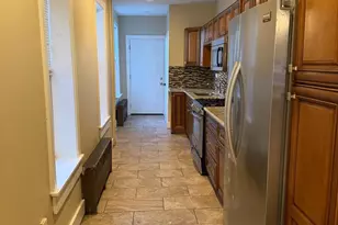 1255 Buttonwood St, Reading, PA 19604 - Photo 4