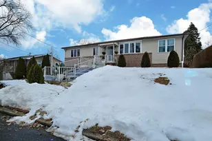 1833 Old Spring Valley Rd, Reading, PA 19604 - Photo 6