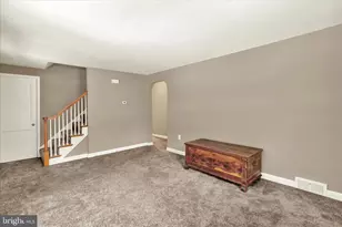 2013 Dennis Dr, Reading, PA 19601 - Photo 4