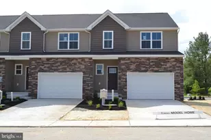 221 Lucille Way, Fleetwood, PA 19522 - Photo 1
