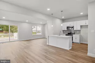 221 Lucille Way, Fleetwood, PA 19522 - Photo 6