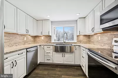 1687 E Main Street, Douglassville, PA 19518 - Photo 10