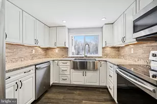 1687 E Main St, Douglassville, PA 19518 - Photo 10