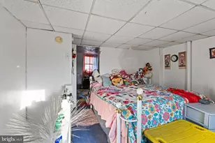 704 N 13th St, Reading, PA 19604 - Photo 26