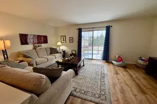 1128 Fredrick Blvd, Reading, PA 19605 - Photo 10