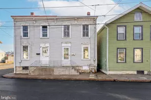 211 Washington St, Hamburg, PA 19526 - Photo 2