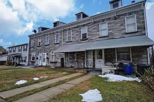 511 Park Ave, Reading, PA 19611 - Photo 2
