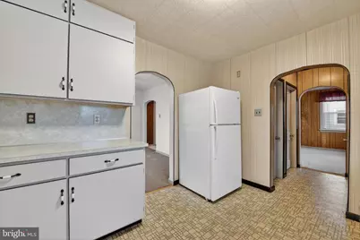 825 Bellefonte Avenue, Reading, PA 19607 - Photo 12