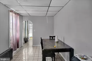 404 N 13th St, Reading, PA 19604 - Photo 6