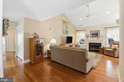 309 Charleston Lane, Reading, PA 19610 - Photo 2