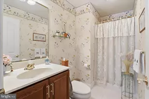 309 Charleston Ln, Reading, PA 19610 - Photo 18