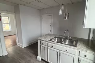 520 N 10th St, Reading, PA 19604 - Photo 4