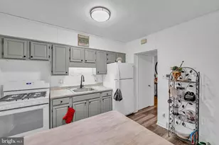1425 N 13th St, Reading, PA 19604 - Photo 10