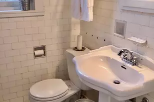 433 Windsor St, Reading, PA 19601 - Photo 10