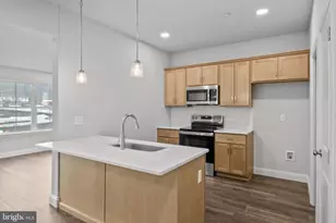 225 Lucille Way, Fleetwood, PA 19522 - Photo 4