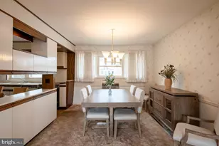 2405 Garden Ln, Reading, PA 19609 - Photo 10