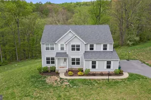 252 Oak Grove Rd, Morgantown, PA 19543 - Photo 2