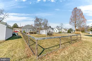 605 Byram St, Reading, PA 19606 - Photo 24