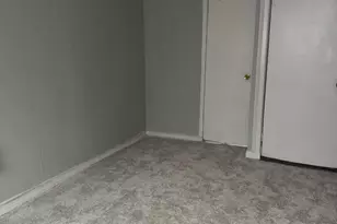 607 West Lawn Rear Ave, West Lawn, PA 19609 - Photo 6