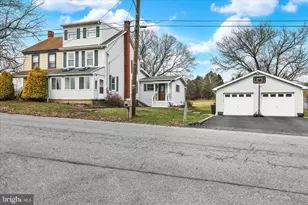 341 Chestnut St, Leesport, PA 19533 - Photo 2