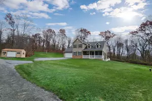 402 Mountainside Rd, Temple, PA 19560 - Photo 12