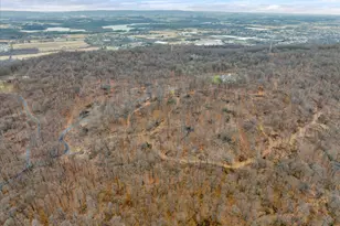 402 Mountainside Rd, Temple, PA 19560 - Photo 68