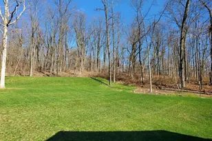 402 Mountainside Rd, Temple, PA 19560 - Photo 18