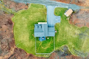 402 Mountainside Rd, Temple, PA 19560 - Photo 16