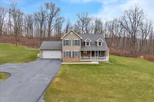 402 Mountainside Rd, Temple, PA 19560 - Photo 52