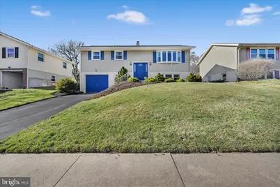 1321 Woodcrest Drive, Reading, PA 19607 - Photo 2