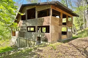 696 Dunkels Church Rd, Kutztown, PA 19530 - Photo 4