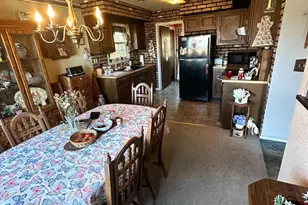 3203 Mannerchor Rd, Temple, PA 19560 - Photo 6