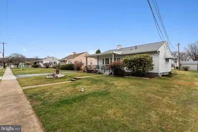 18 S Callowhill Street, Topton, PA 19562 - Photo 2