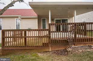1018 Bowman St, Reading, PA 19605 - Photo 8
