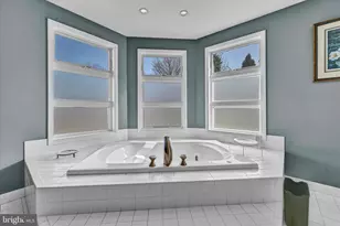 37 Dorchester Dr, Wyomissing, PA 19610 - Photo 22