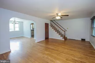 201 Sycamore, Reading, PA 19611 - Photo 2